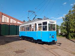 Wrocaw - Synny niebieski tramwaj wraca na ulice Wrocawia